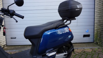 Niu NQI Ext Range elektrische brom scooter incl koffer