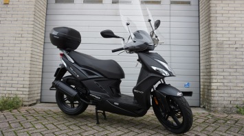 Kymco Agility 16+ 2023 incl windscherm en koffer