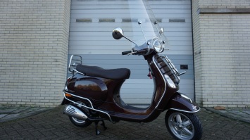 Vespa LX 4T Touring incl beugels windscherm en achterdrager