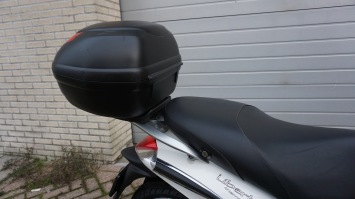 Piaggio Liberty 4T inclusief windscherm en koffer -2