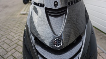 Piaggio Zip S Special E5 Carbon