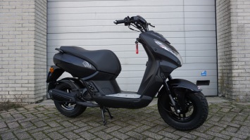 Peugeot Streetzone E5