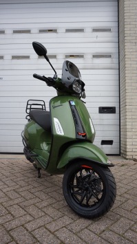 Vespa Sprint RST Verde Ribelle Special E5+