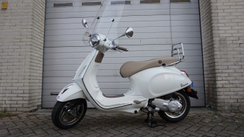 Vespa Primavera S RST Beach Special E5+