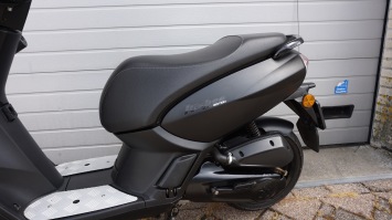 Peugeot Kisbee E4 Black Edition Occasion