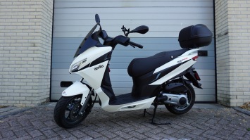 Aprilia SXR50 E5+ Occasion nieuwstaat