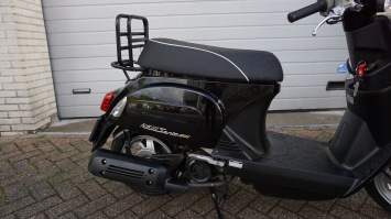 Kymco New Sento Snorscooter nieuwstaat