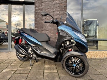 Piaggio MP3 300 Sport Demo 2024
