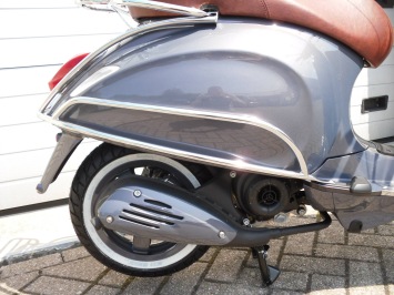 Vespa Primavera Roma Special