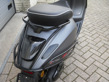 Vespa Sprint Sport Titanium Black Special Euro 4