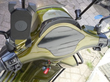 Vespa Sprint Candy Python Green Euro 4