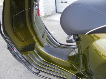 Vespa Sprint Candy Python Green Euro 4