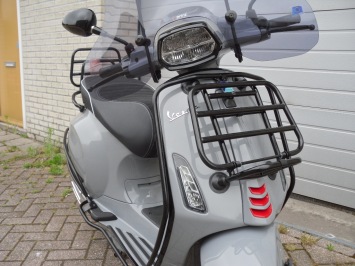 Vespa Sprint Nardo Grey Full Black Special E4