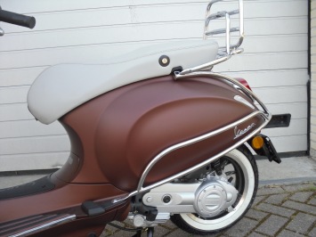 Vespa Primavera 50th Brown Special E4