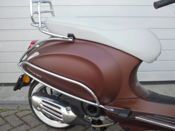 Vespa Primavera 50th Brown Special E4