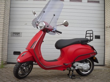 Vespa Primavera Sport Flat Red Special E4