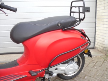 Vespa Primavera Sport Flat Red Special E4