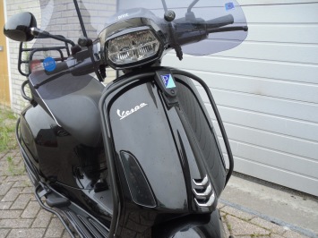 Vespa Sprint Full Black on Black Special Euro 5